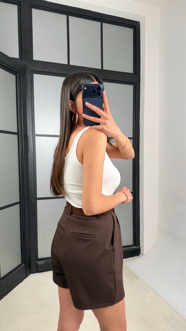 Kahve Kemerli Şort GAUS-01392
