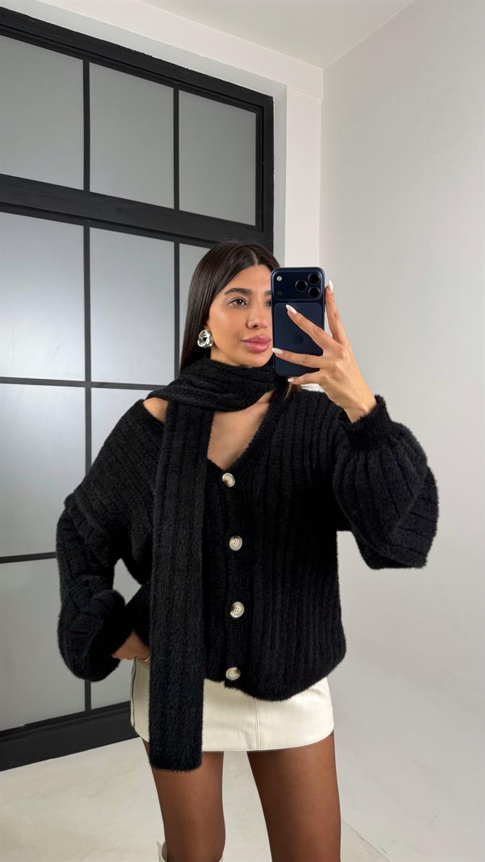 Siyah Şal Detaylı Yumuşak Dokulu Triko Hırka GAUS-00650