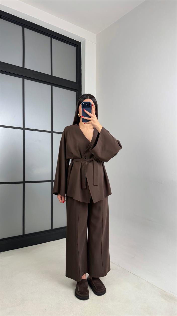 Acı Kahve Tek Düğmeli Kuşaklı Ceket Beli Lastikli Pantolon Modal Takım GAUS-00985