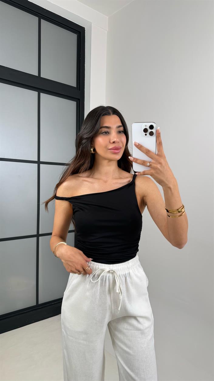 Siyah Burgu Askılı ZR Muadil Astarlı Bluz Gaus00622