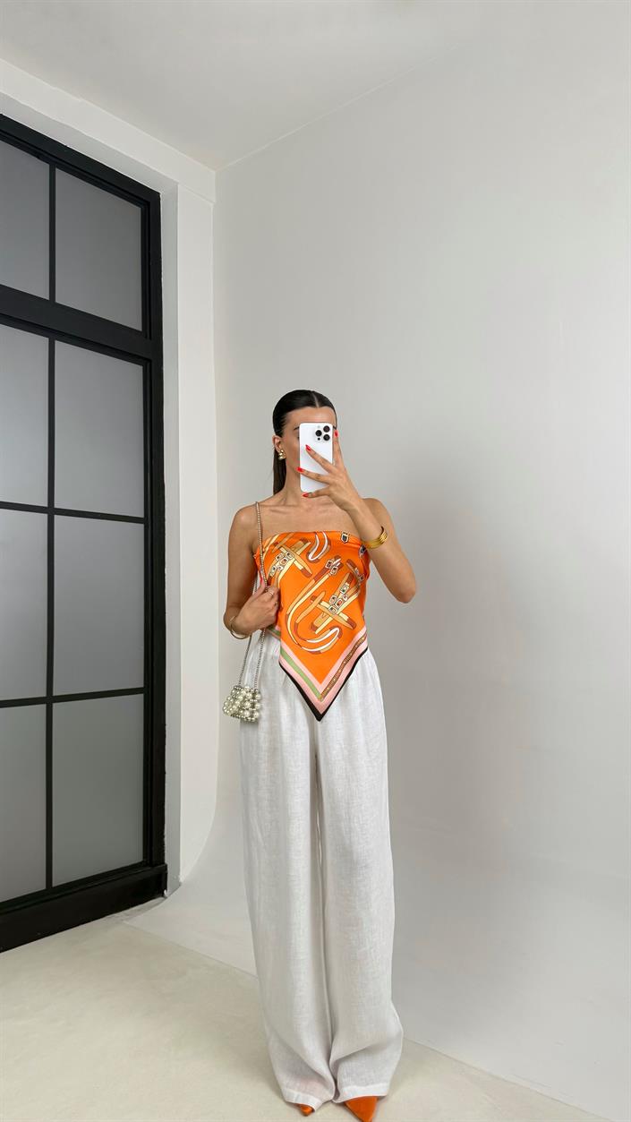 Turuncu Desenli Sırt Bağlamalı Saten Bluz GAUS-0047