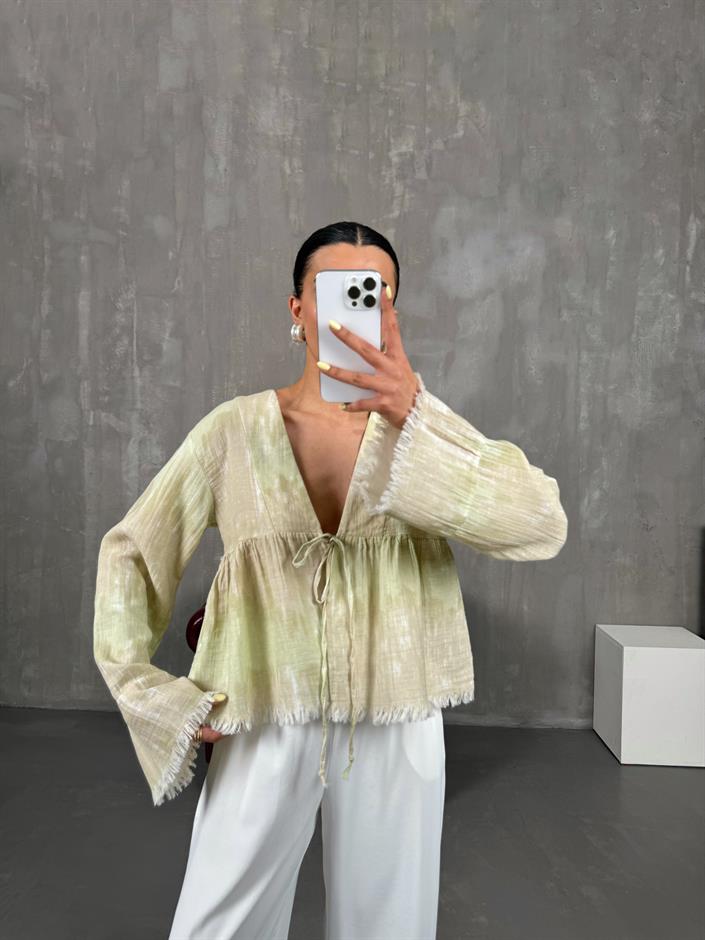 Yeşil Önden Bağlamalı Müslin Ebruli Bluz Gaus00088