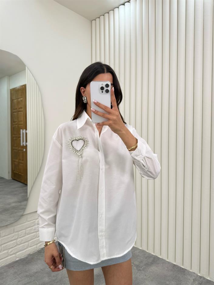 Beyaz Taşlı Kalp Yaka Detaylı Gömlek Gaus00299