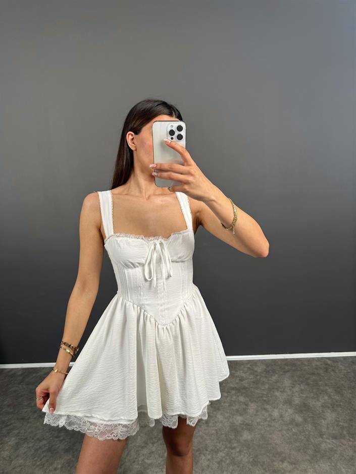 RYN Beyaz Dantelli Prenses Elbise 
