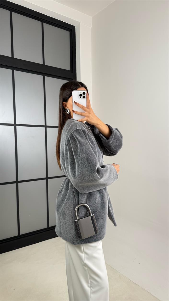 Gri Beli Lastikli Düğmeli Kürk Ceket GAUS-00182