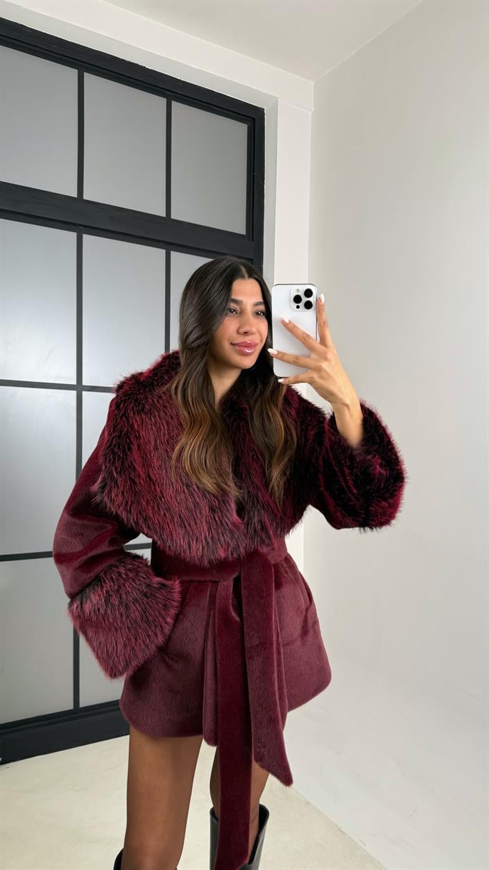 Bordo Kürk Detaylı Astarlı Kaşe Kaban GAUS-00559