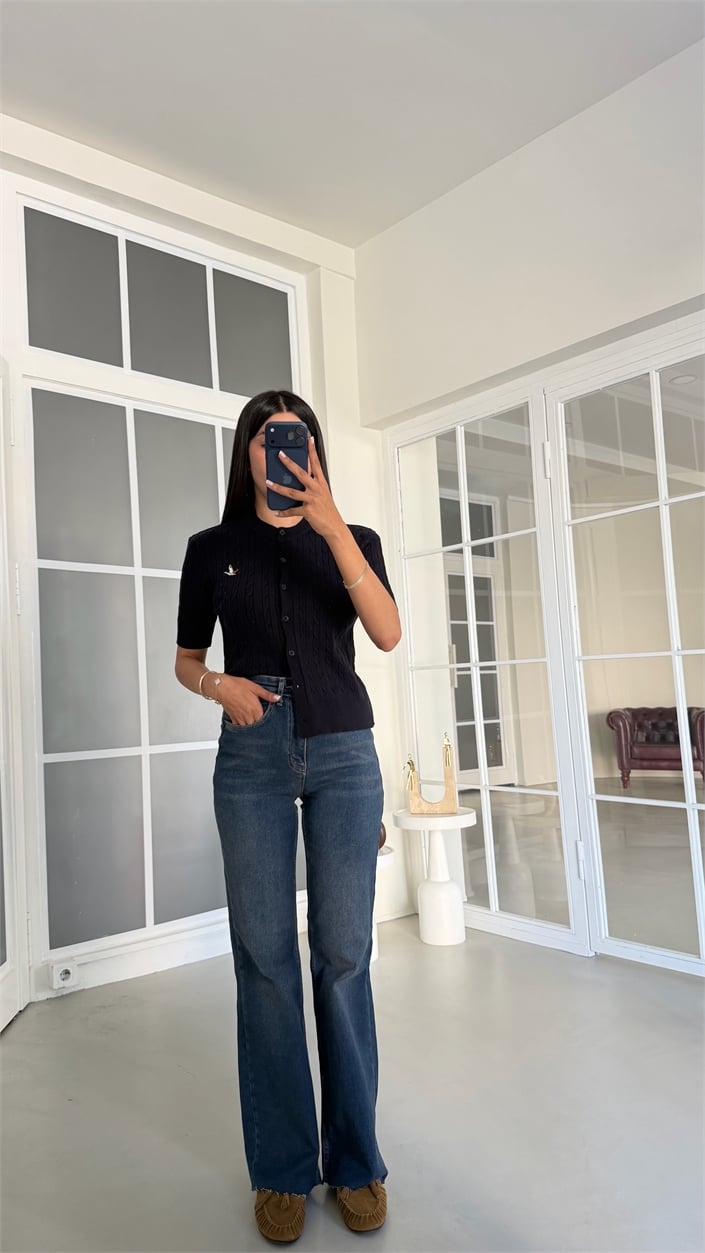 Koyu Mavi Kesik Paça Push Up Jean GAUS-02070