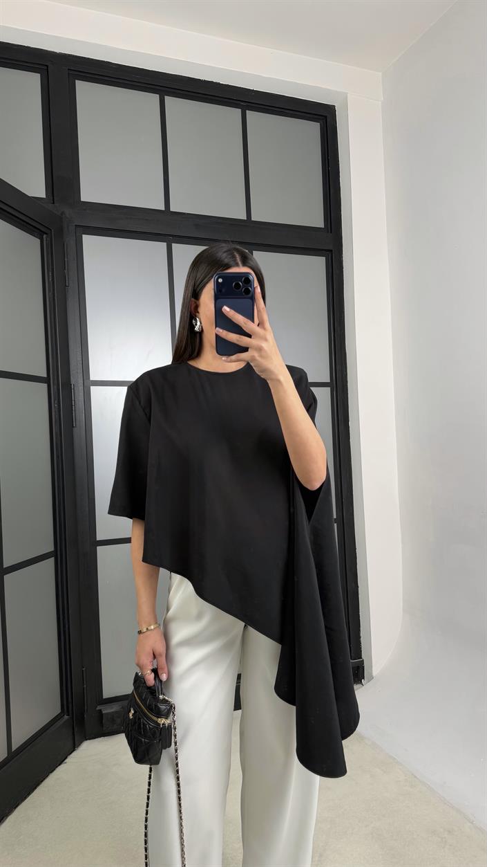 Siyah Vatkalı Asimetrik Bluz GAUS-01186
