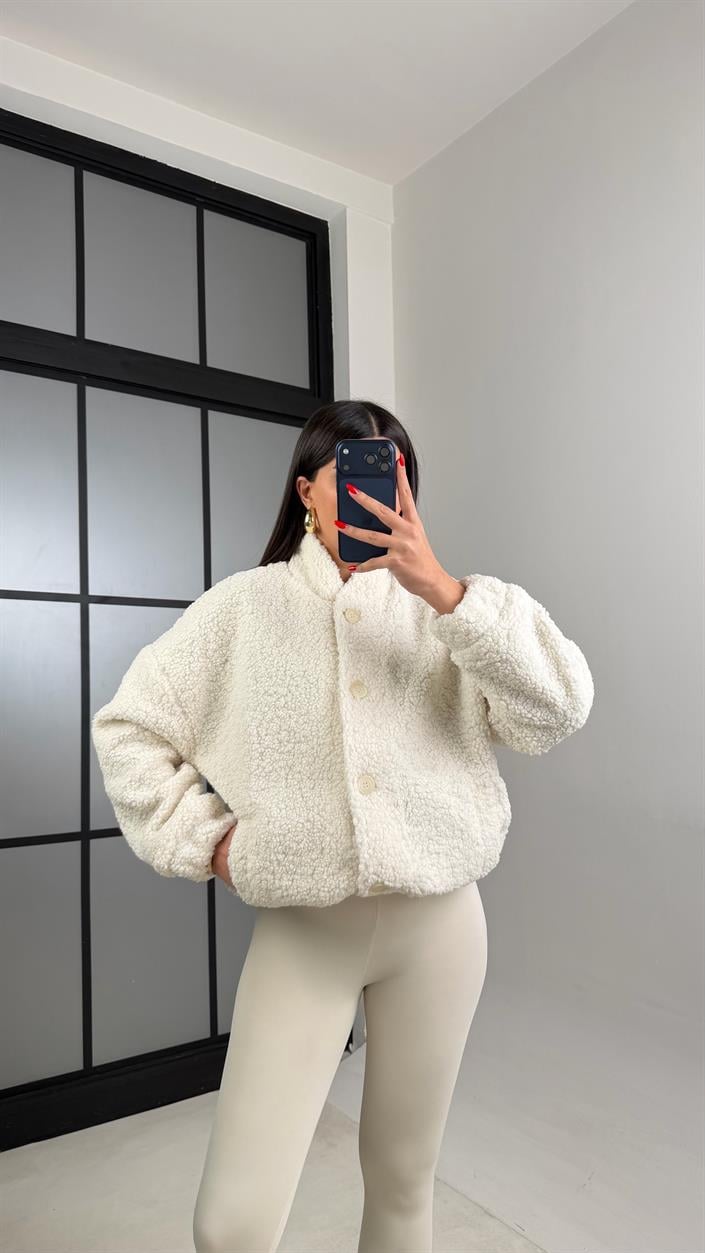 Ekru Astarlı Düğmeli Peluş Ceket GAUS-01009
