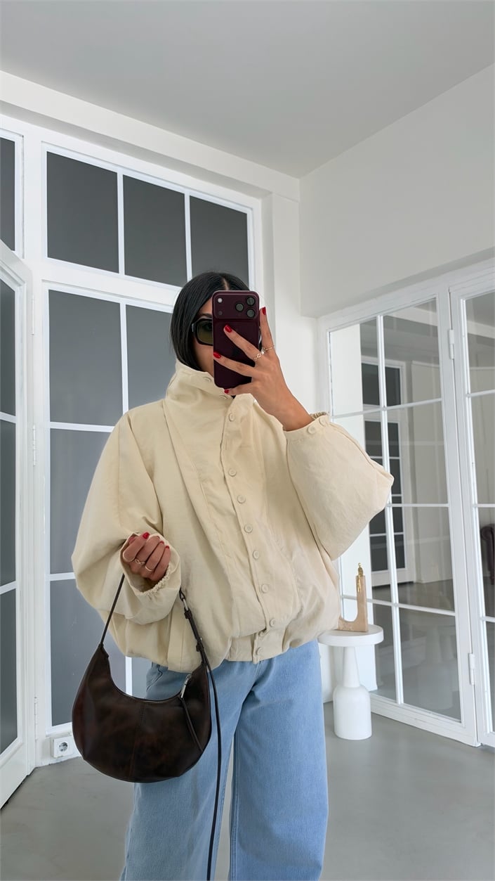 Krem Yarasa Kol Bomber Ceket GAUS-02103