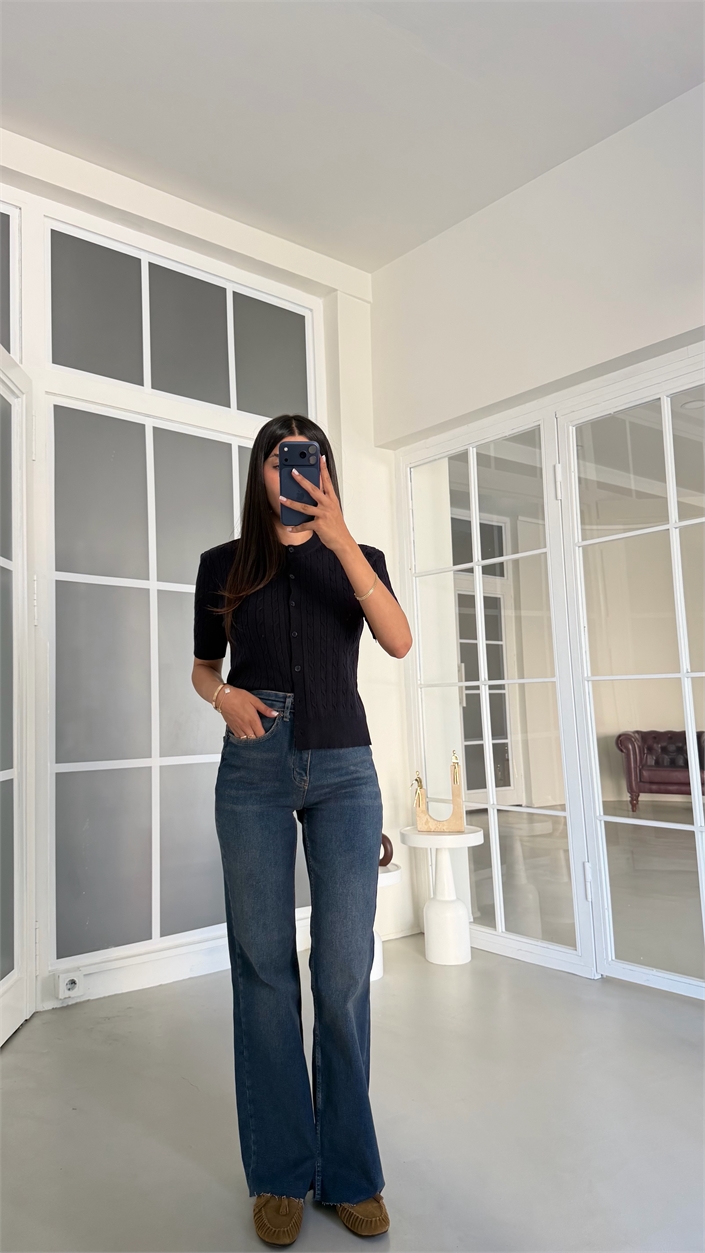 Koyu Mavi Kesik Paça Push Up Jean GAUS-02070