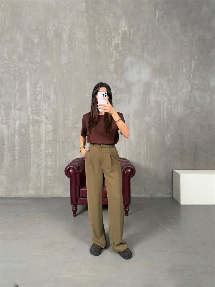 Layra Haki Yandan Düğme Detaylı Kumaş Pantolon