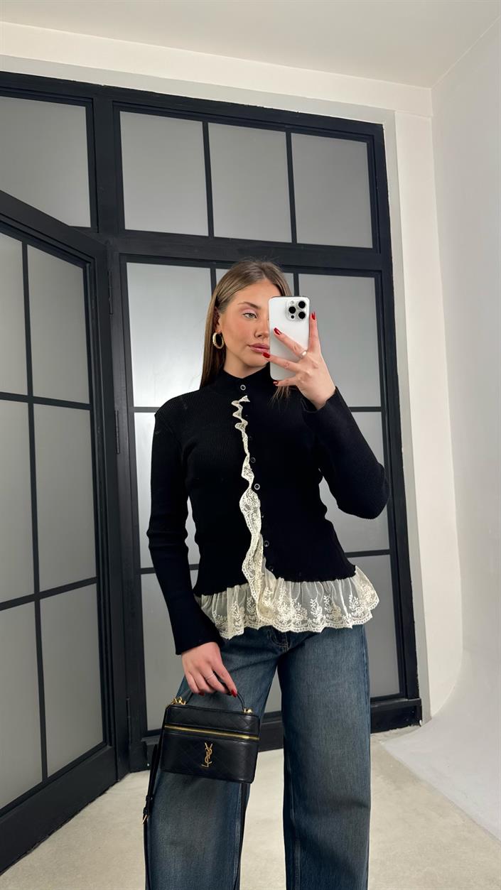 Siyah Dantel Detaylı Triko Hırka GAUS-01270