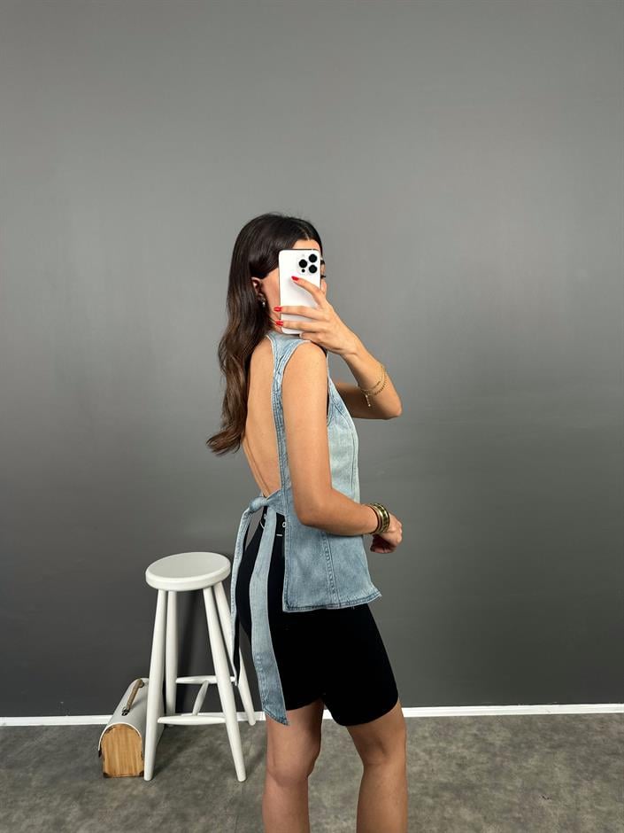 Bello Light Blue ZR model Boyundan Geçirmeli Sırt Dekolteli Bağlamalı Denim Kot Bluz