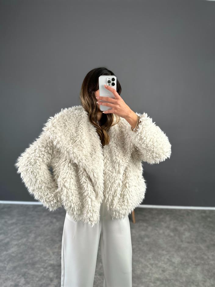 Otilia Ekru Kürk Peluş 