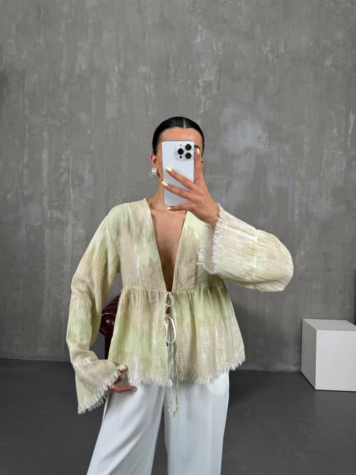 Yeşil Önden Bağlamalı Müslin Ebruli Bluz Gaus00088