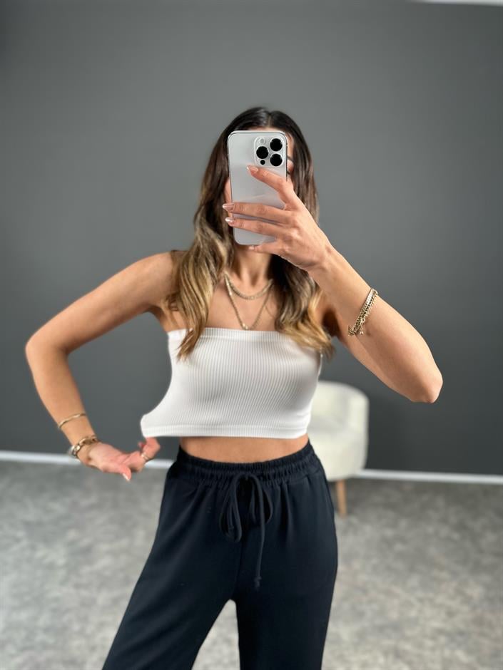 كروب أبيض بدون حمالات 