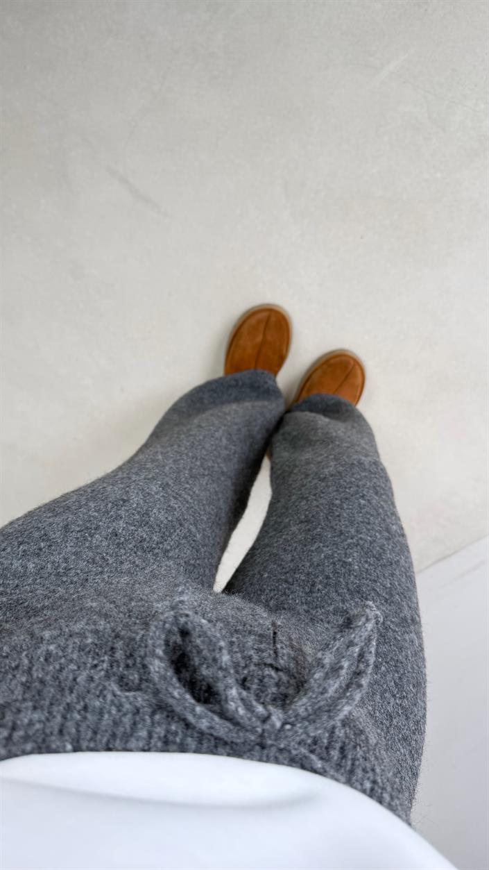 Antrasit Beli Lastikli Yumuşak Dokulu Triko Pantolon GAUS-00652