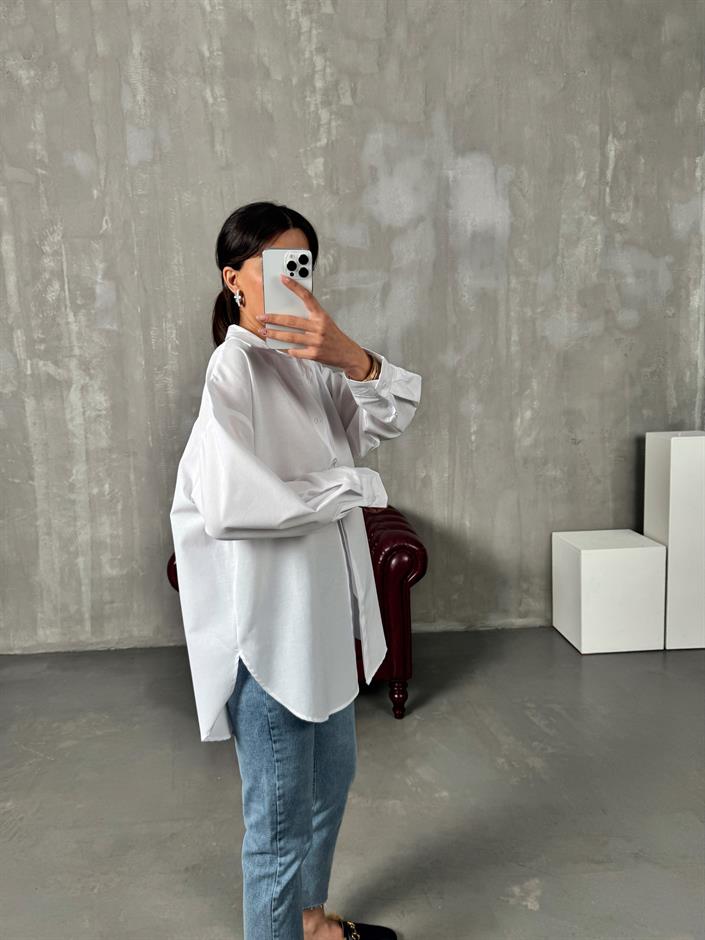 Rese Beyaz Basic Gizli Düğmeli Oversize Gömlek