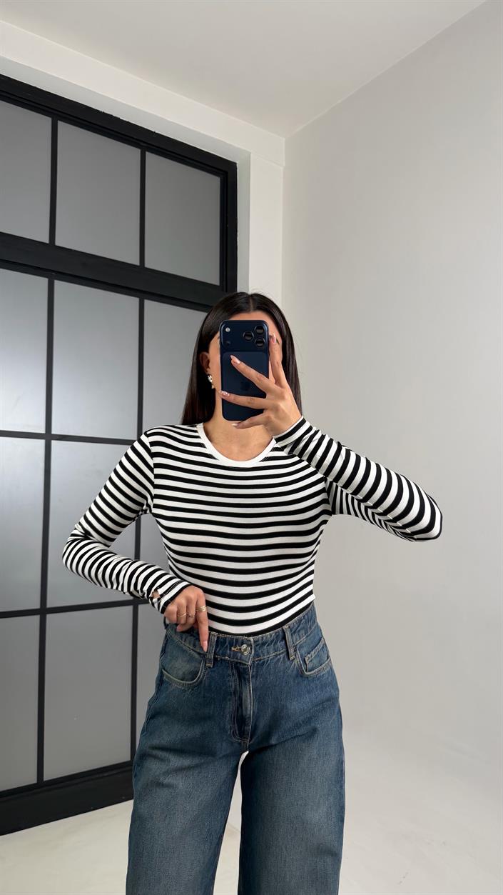 Siyah Beyaz Çizgili Çıtçıtlı Basic Bodysuit GAUS-00826