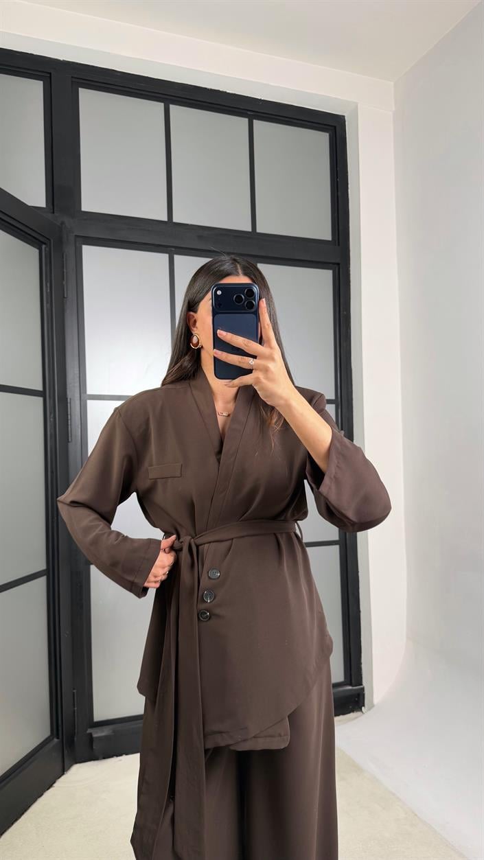 Acı Kahve Vatkalı Düğme Detaylı Belden Kuşaklı Ceket Beli Lastikli Pantolon Tencel Takım GAUS-01195