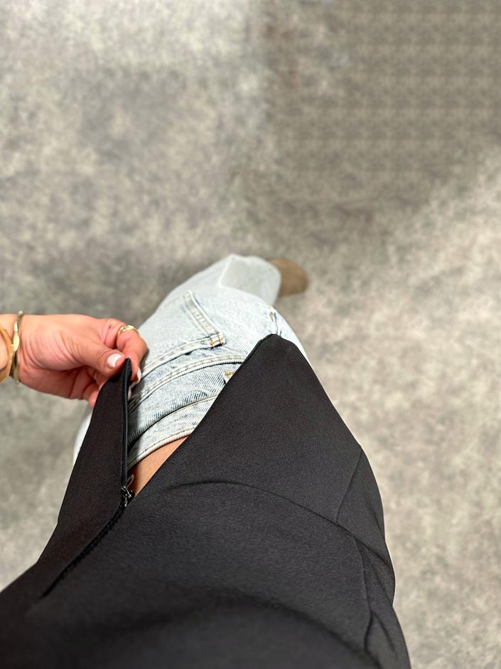 Siyah Zr Model Fiyonklu Bluz 