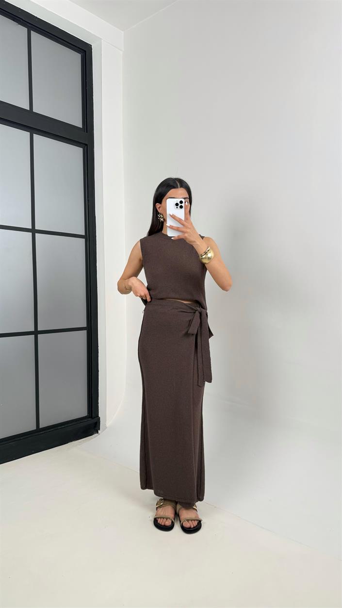 Kahve Etekli Pantolon Sıfır Kol Triko Takım Gaus00399