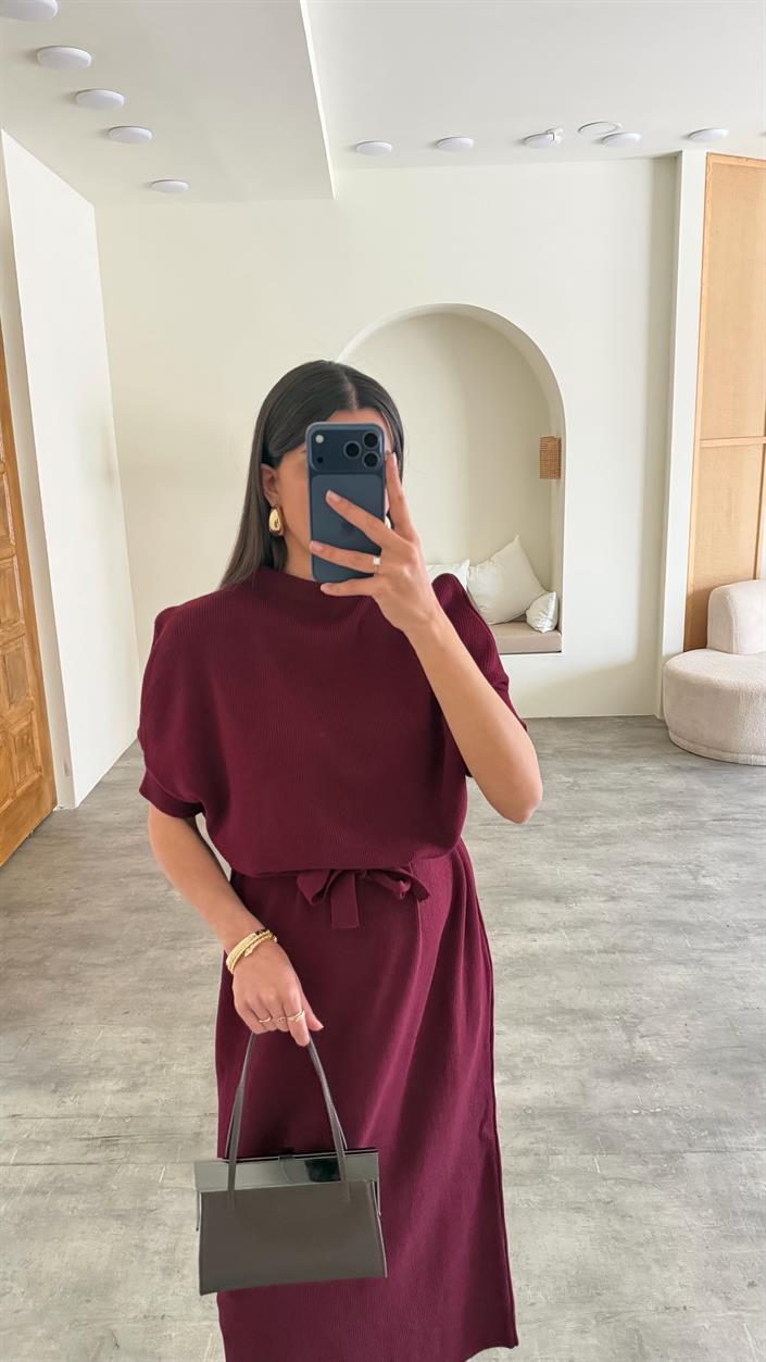 Mürdüm Kuşaklı Triko Midi Elbise GAUS-01169