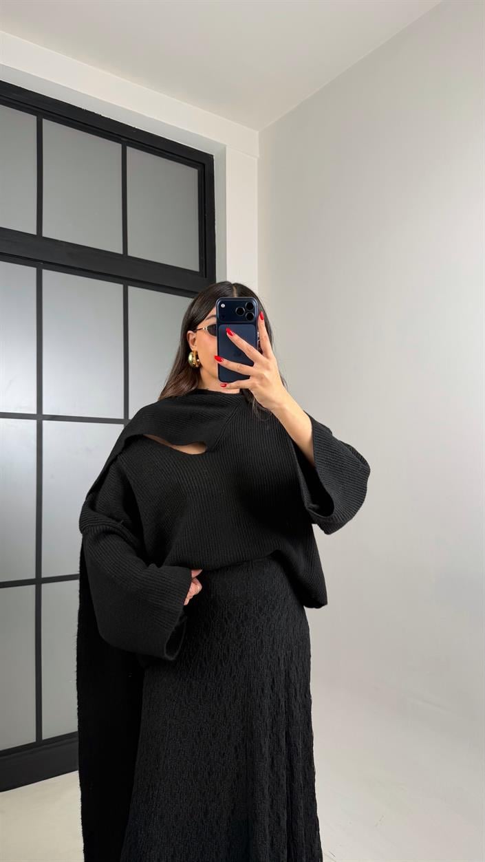 Siyah Atkılı Muadil Triko Kazak GAUS-00937