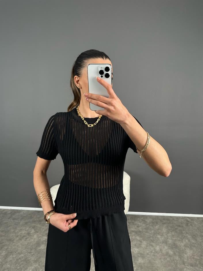 Siyah Transparan Kısa Kol Triko