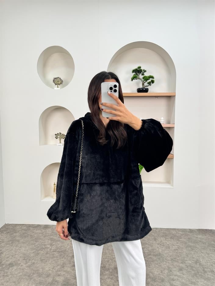 MD Black Plush Oversized Hooded Sweatshirt