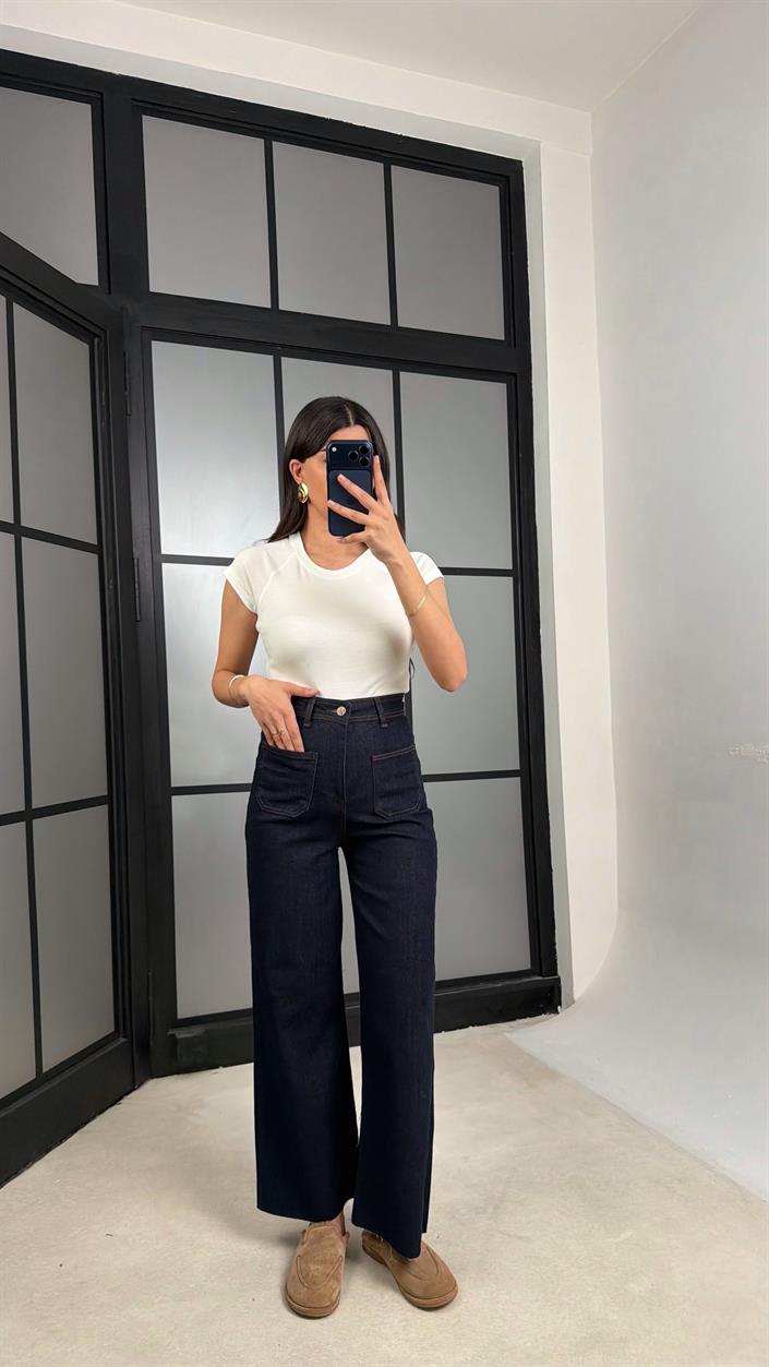 Lacivert Ön Cep Detaylı Kesik Paça Jean GAUS-01300