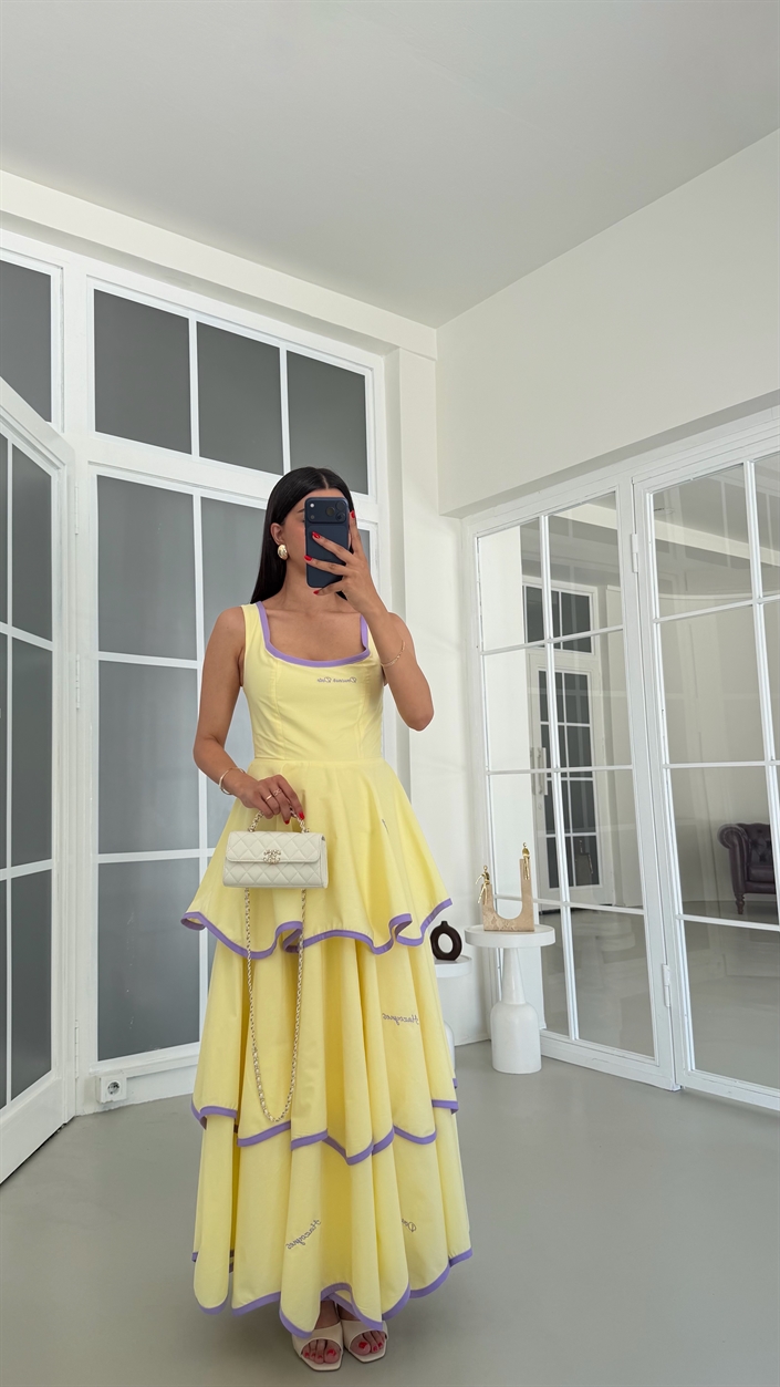 Sarı Biyeli Nakışlı Katlı Premium Elbise GAUS-01838