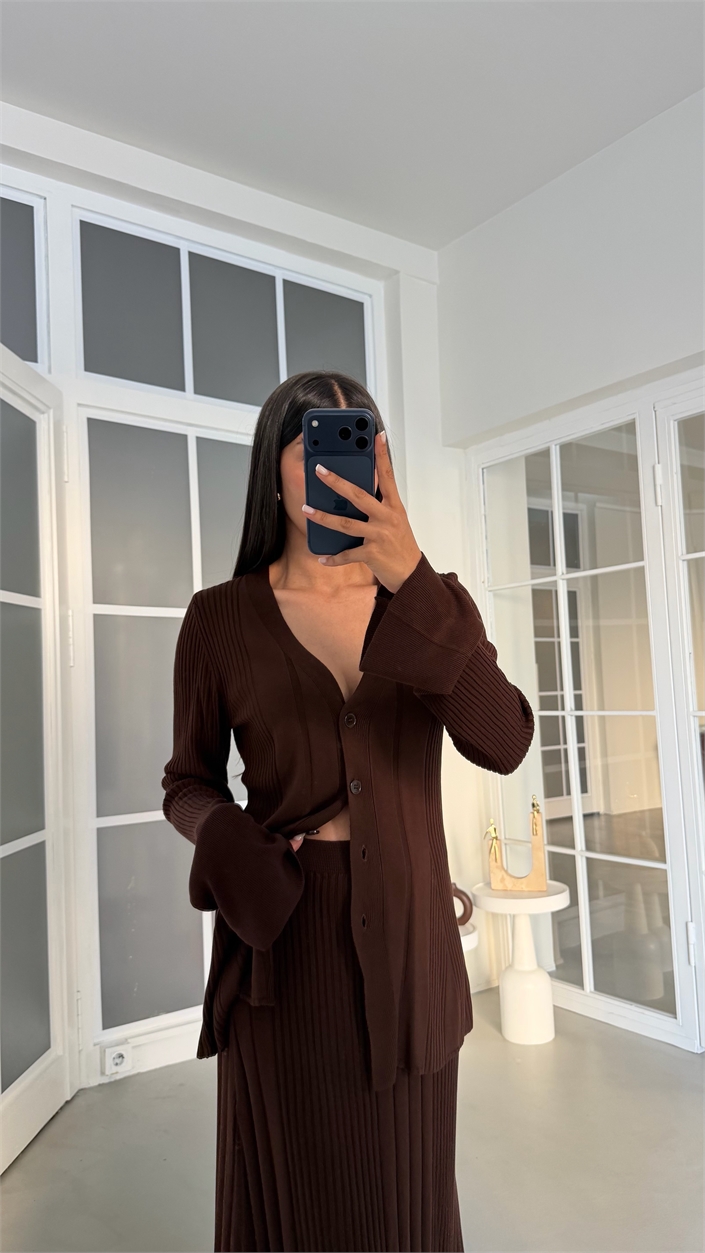 Acı Kahve Önü Düğmeli Hırka Beli Lastikli Etek Takım GAUS-02074