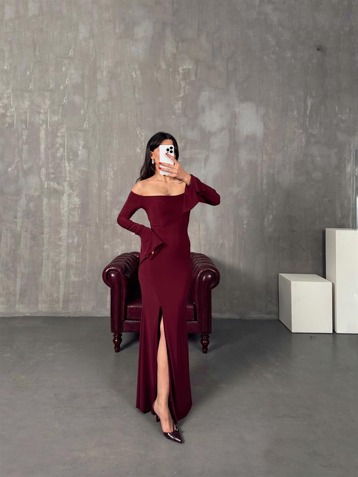 Tabita Bordo Kayık Yaka Yırtmaçlı Tasarım Elbise