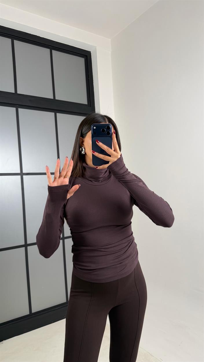 Acı Kahve Balıkçı Yaka Parmak Geçirmeli Likralı Bluz GAUS-00754