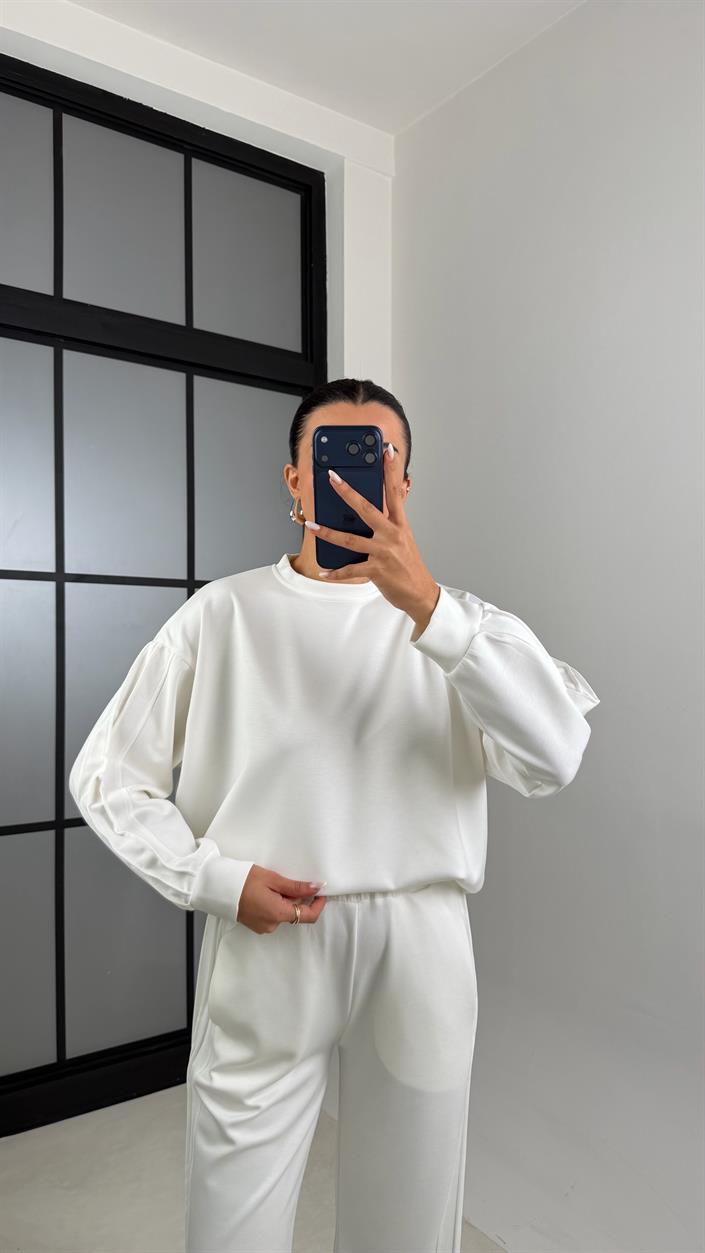 Beyaz Bisiklet Yaka Sweatshirt Beli Lastikli Eşofman İkili Modal Takım GAUS-00598