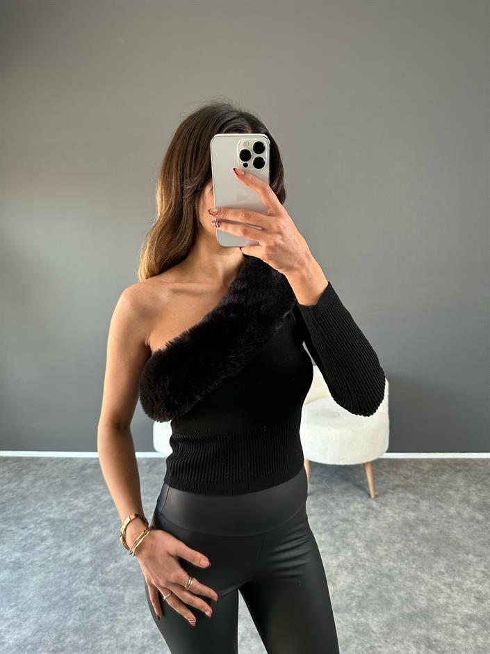 Siyah Kürklü Tek Kol Triko Bluz 