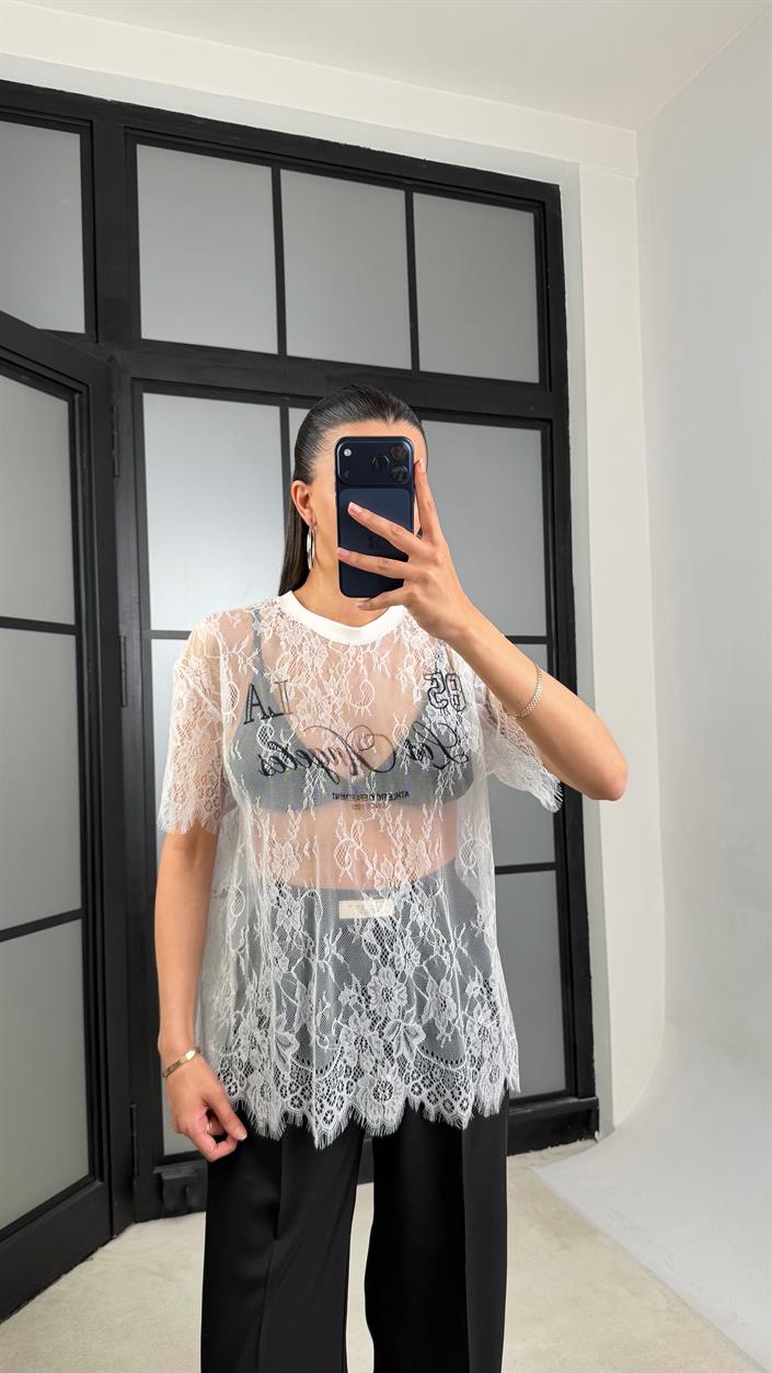 Beyaz Muadil Yazılı Dantelli Tshirt GAUS-01492