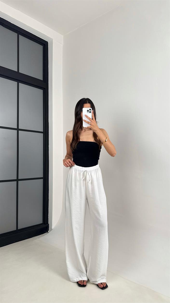 Beyaz Beli Lastikli Çilek Kumaş Pantolon Gaus00571