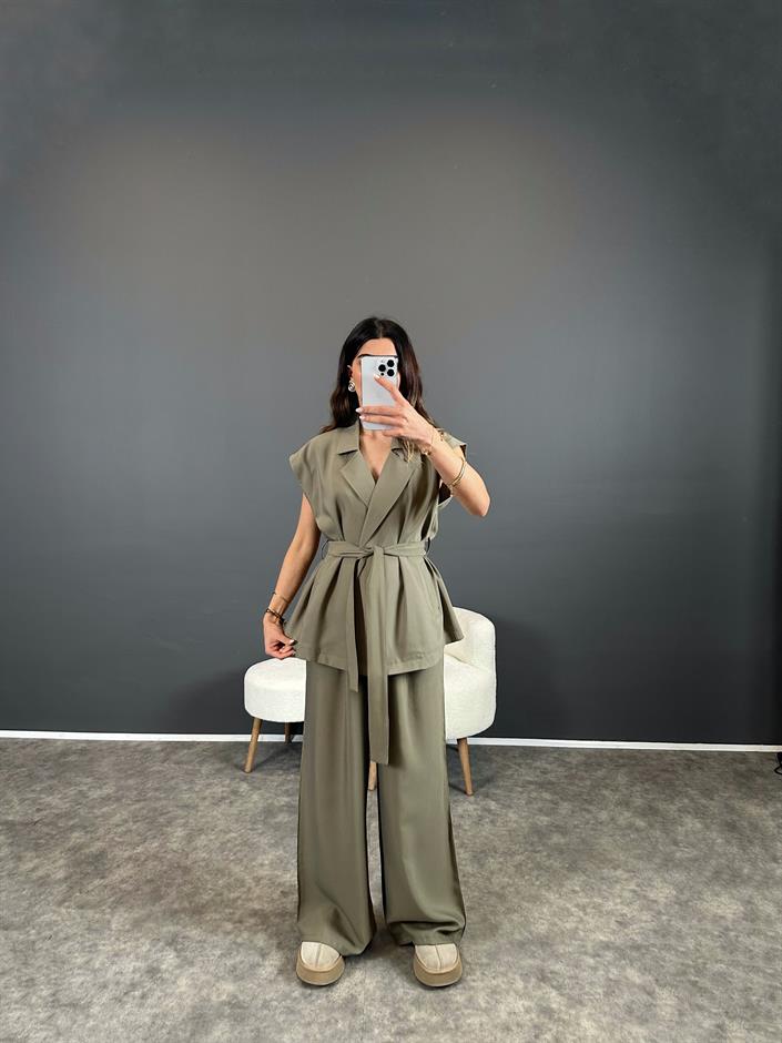 Liu Haki Zr Model Yelekli İkili Takım