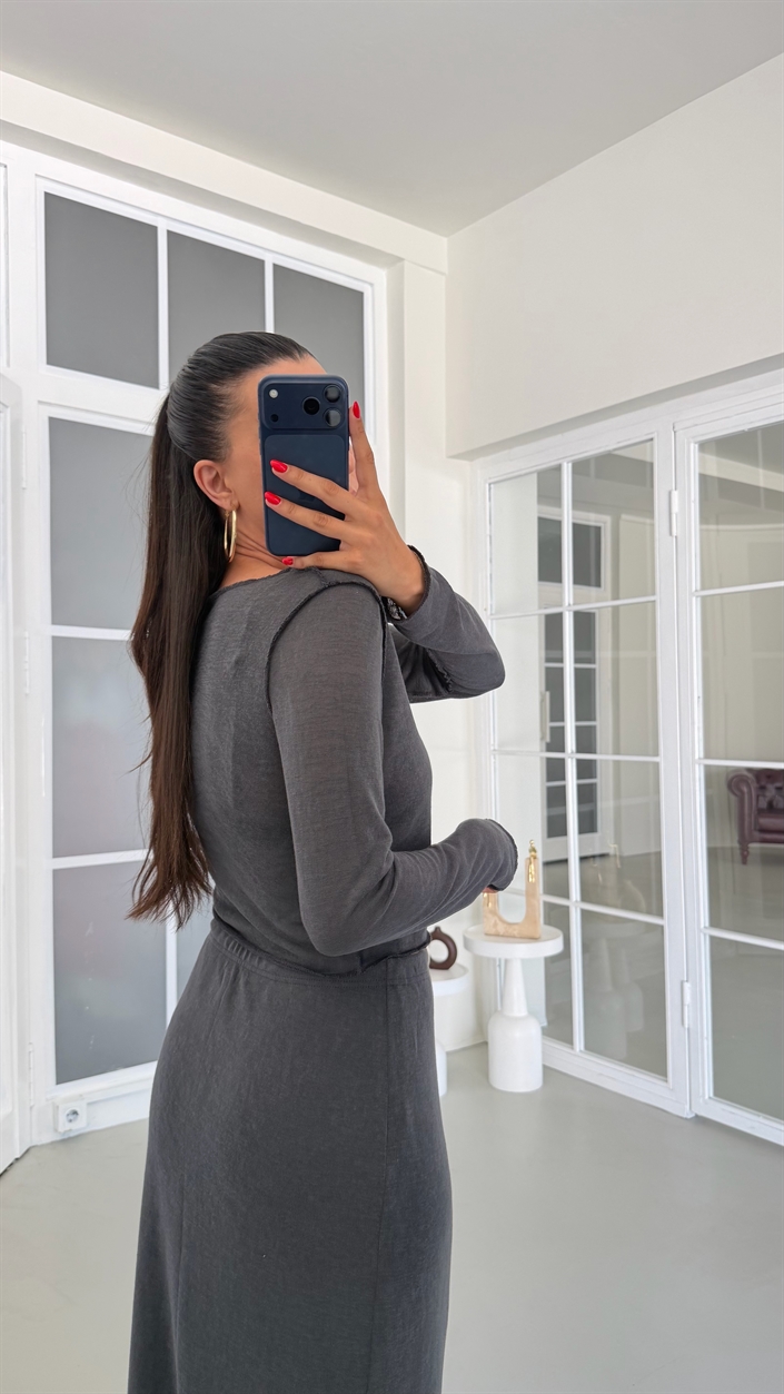 Antrasit Dikiş Detaylı Bluz Beli Lastikli Astarlı Etek İkili Basic Takım GAUS-01854