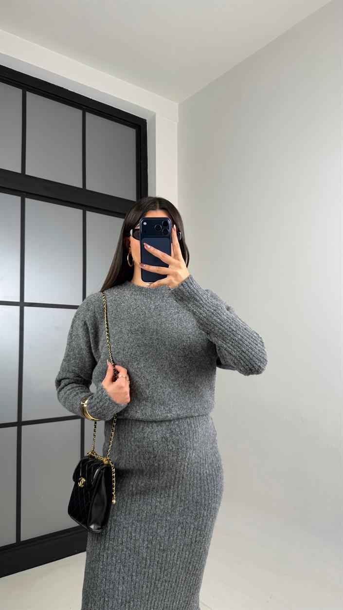 Gri Yumuşak Dokulu Triko Elbise GAUS-01083