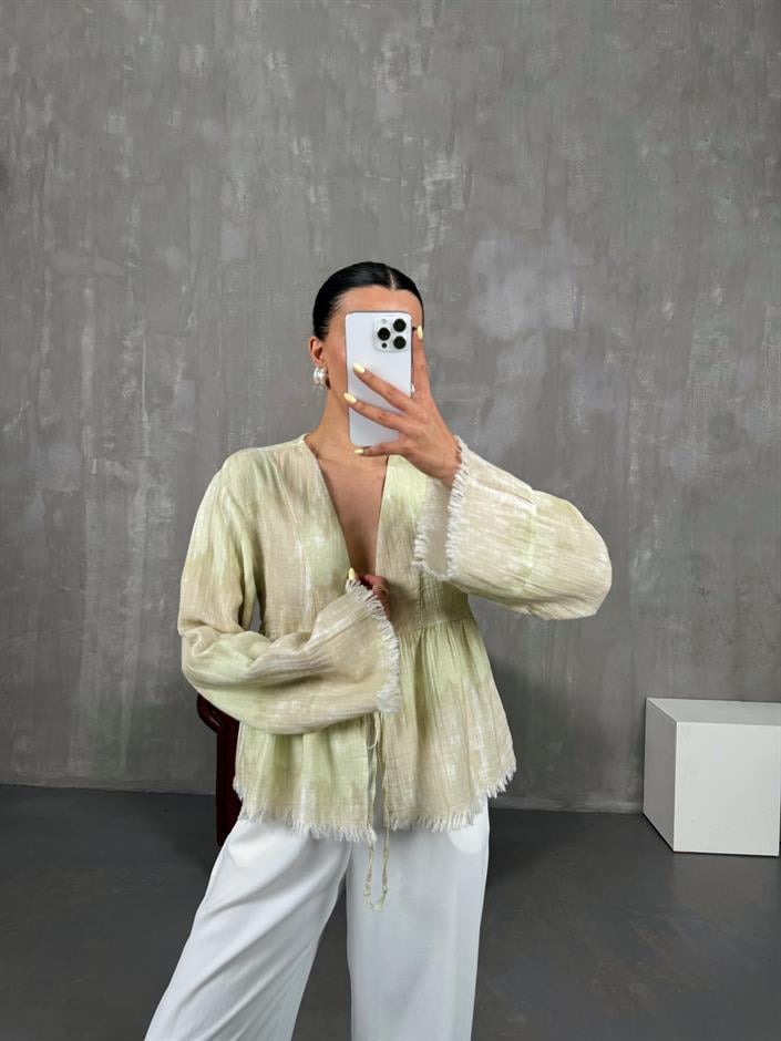 Yeşil Önden Bağlamalı Müslin Ebruli Bluz Gaus00088