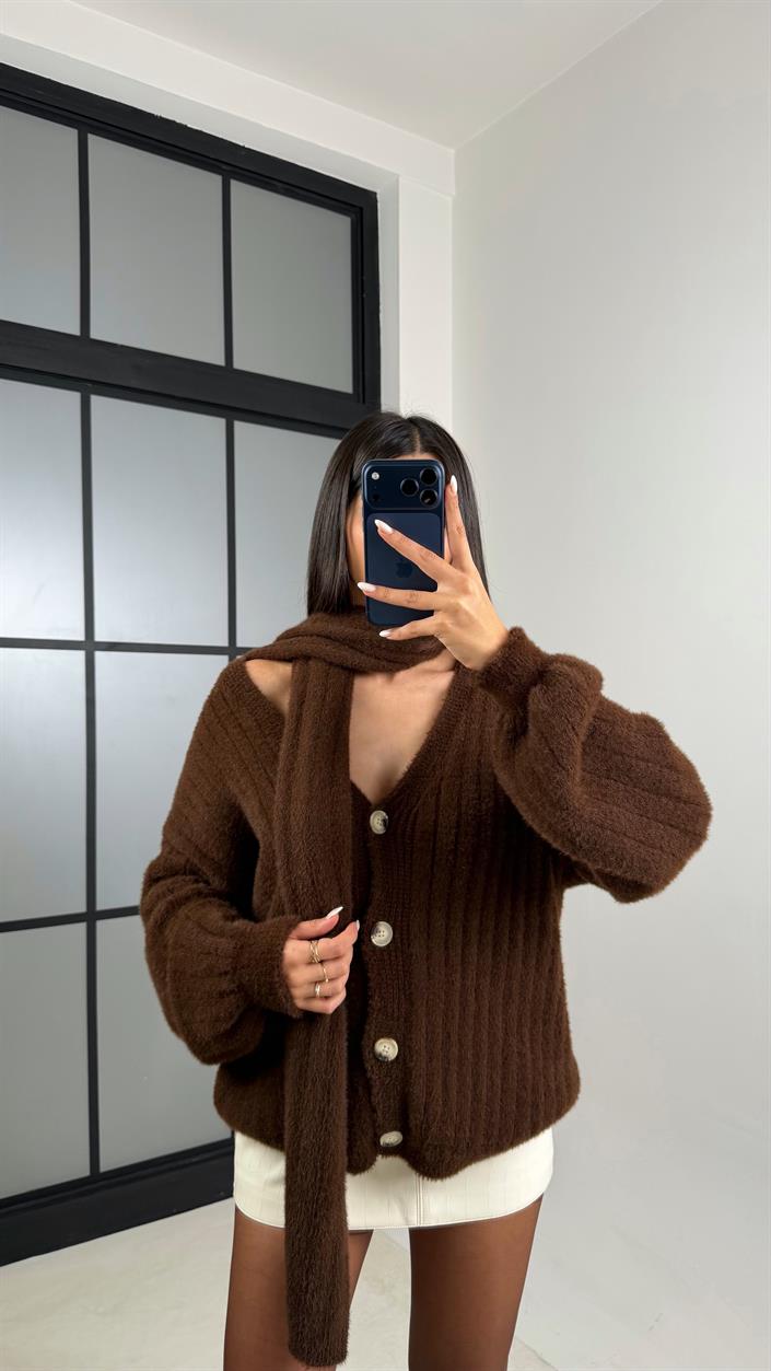 Kahve Şal Detaylı Yumuşak Dokulu Triko Hırka GAUS-00650