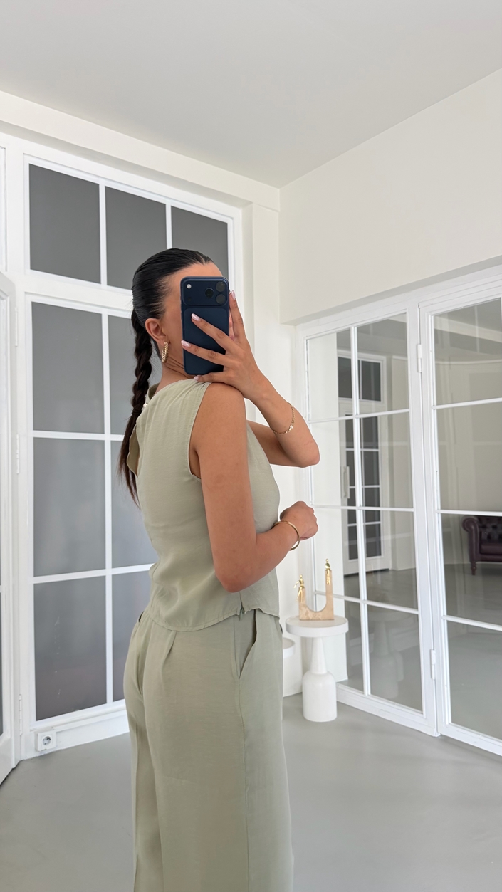 Açık Yeşil Gold Toka Detaylı Bluz Pantolon İkili Tencel Takım GAUS-01825