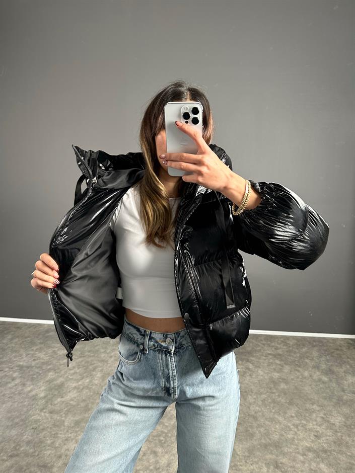 Siyah Parlak Şişme Mont