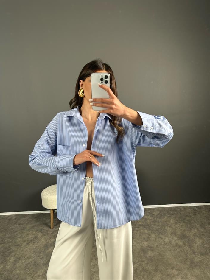 Sonho Mavi İnce Çizgili Oversize Gömlek 