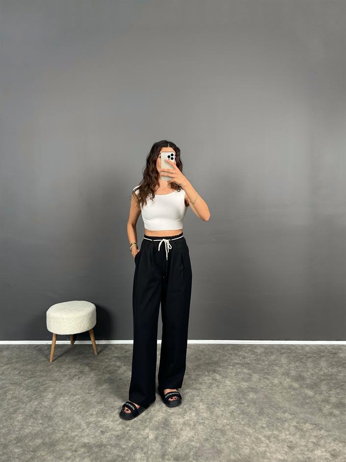 Siyah Kemer Detaylı Gabardin Pantolon