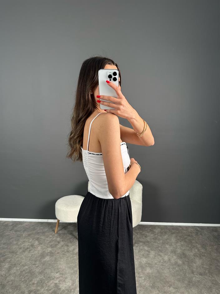 Beyaz Askılı Fiyonklu Crop